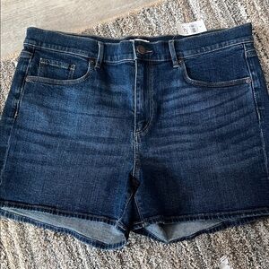 Loft Outlet Women’s Denim High Rise Short 4” inseam Size 12 NEW
